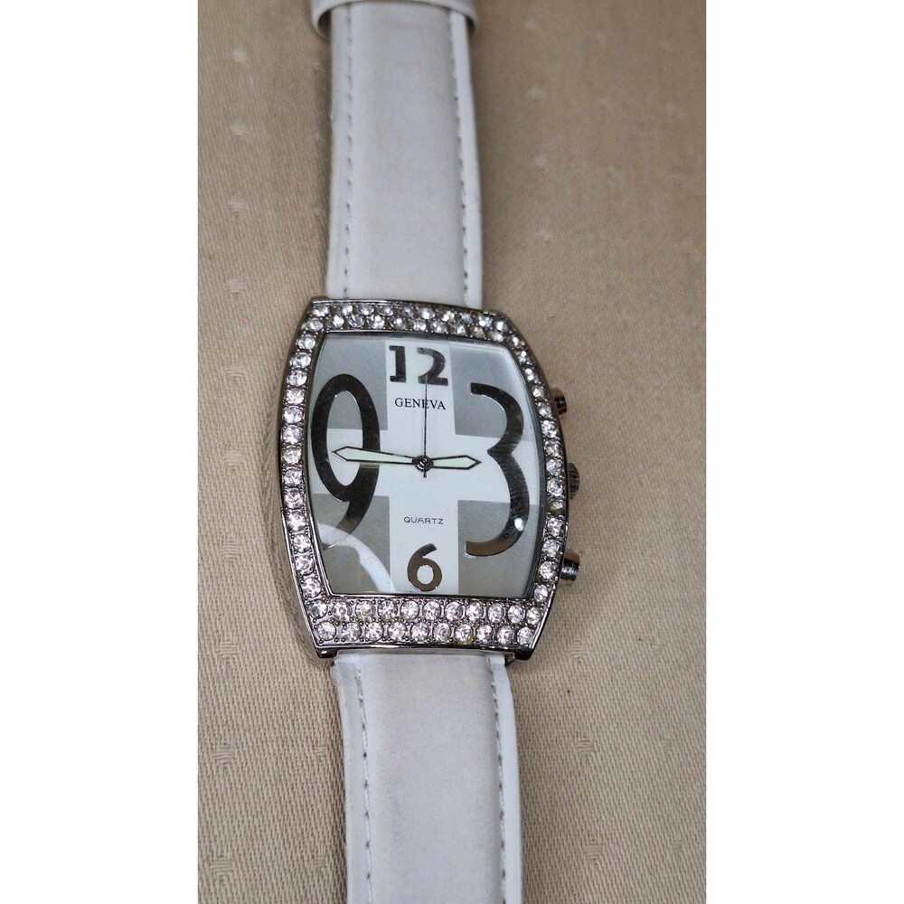 GENEVA Quartz Watch, Rare, White Band, Square Face Blingy Needs Battery